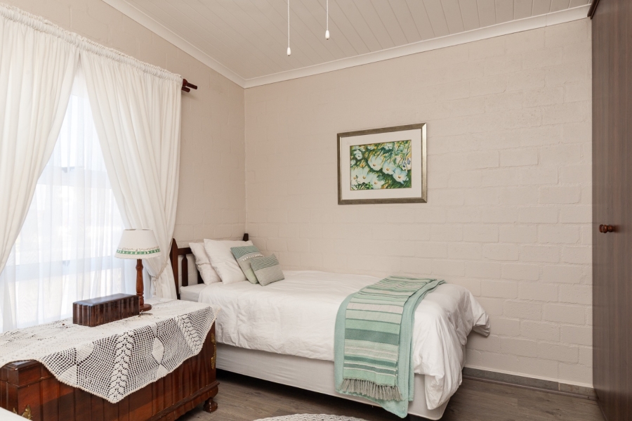 4 Bedroom Property for Sale in Dwarskersbos Western Cape